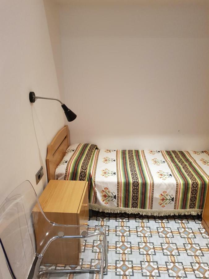 Apartamentos Nouvilas Portbou Bagian luar foto